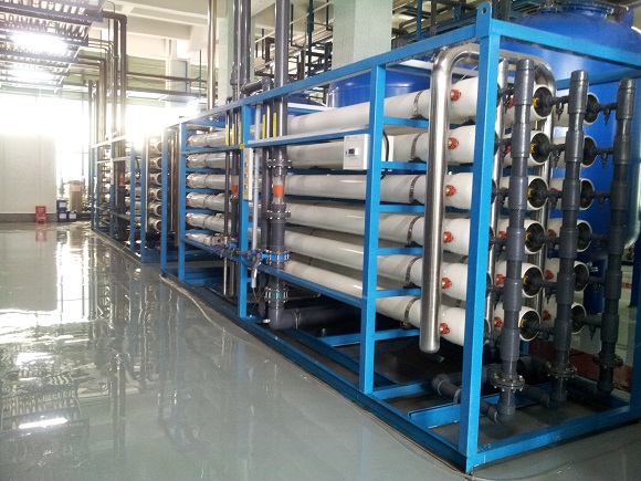 反滲透設備產(chǎn)水量低壓力高怎么辦